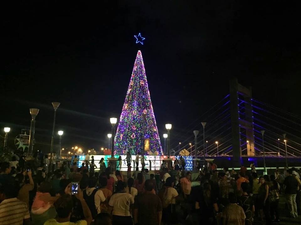 ECUADOR PROHÍBE CELEBRACIONES NAVIDEÑAS ANTE AUMENTO DE CASOS COVID