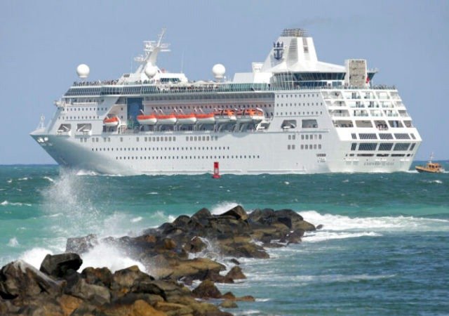 NIEGAN DESEMBARCO A CRUCERO POR BROTE ACTIVO DE COVID-19 EN PUERTO VALLARTA