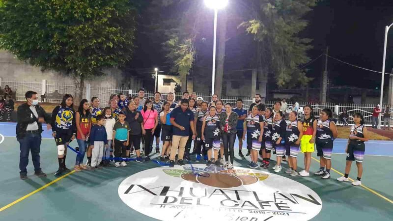 ENTREGAN CANCHAS DEPORTIVAS