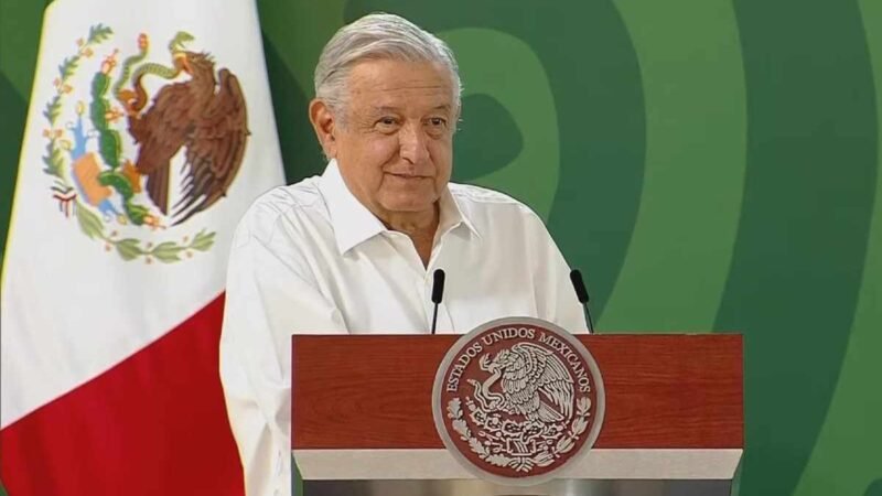 AMLO FESTEJA RESOLUCIÓN DEL TEPJF SOBRE REVOCACIÓN DE MANDATO