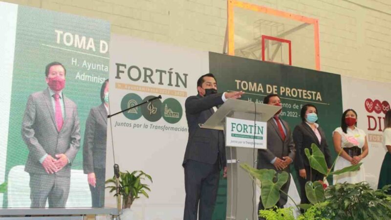 AUSTERIDAD, DESARROLLO Y TRATO DIRECTO, COMPROMISO DE GERARDO ROSALES