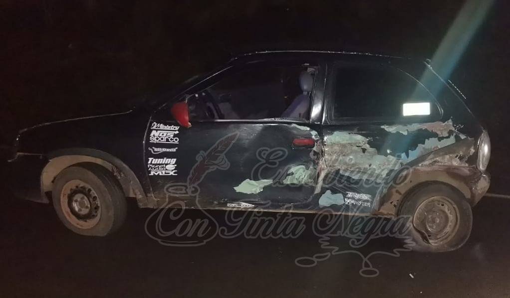 IMPACTA CAMIONETA A CHEVY EN IXHUATLÁN