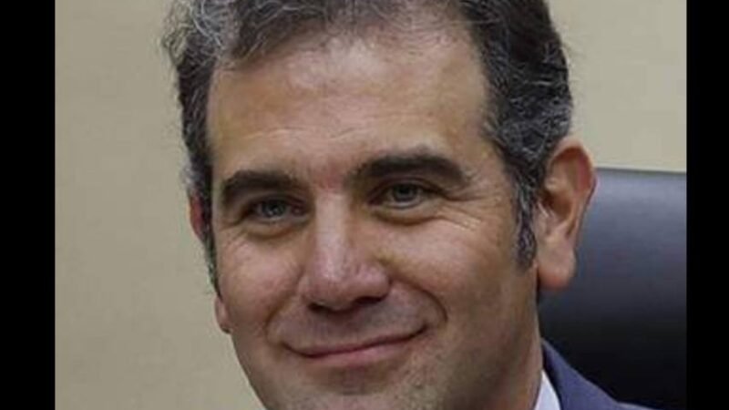 PRESIDENTE DEL INE SE DESCARTA COMO CANDIDATO