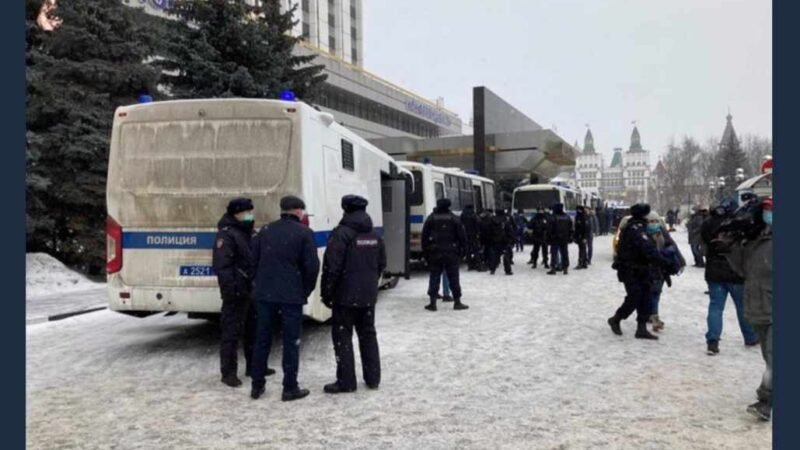 JOVEN DETONA ARTEFACTO EXPLOSIVO EN ESCUELA