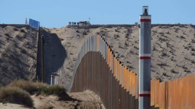 TEXAS CONSTRUYE SU PROPIO MURO ANTIMIGRANTE