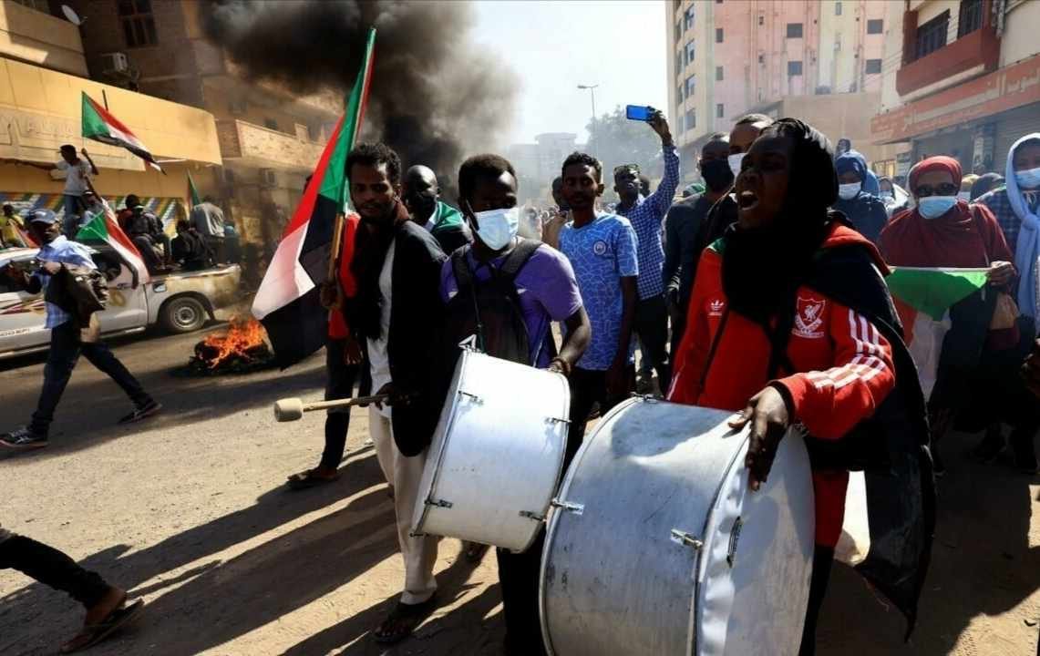 DISPERSAN PROTESTAS CONTRA GOLPE DE ESTADO