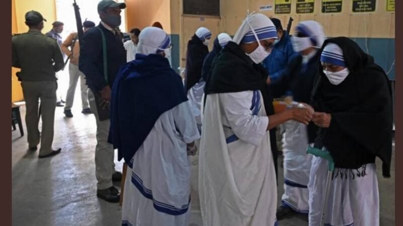 BLOQUEA GOBIERNO DE INDIA A MISIONERAS DE LA CARIDAD