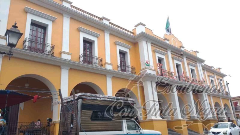 EN COSCOMATEPEC NO DEJARON NI UN PESO EN CAJA