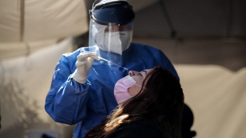 CASOS DE COVID-19 SE INCREMENTAN EN CINCO ENTIDADES POR ÓMICRON