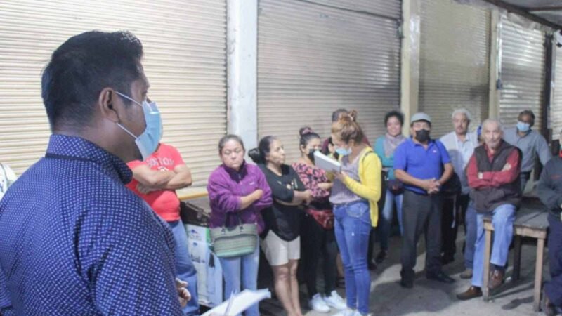EMPRENDEN REORDENAMIENTO DE MERCADO DE ATOYAC