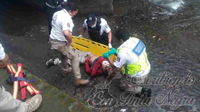SE LANZA DE PUENTE DE ORIZABA
