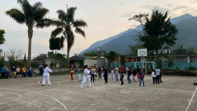 ABREN ESCUELAS DE TAEKWONDO EN COMUNIDADES DE COSCO