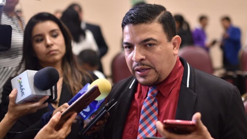 LA LUCHA ES POR EL PUEBLO, NO POR UN PUESTO; GÓMEZ CAZARÍN