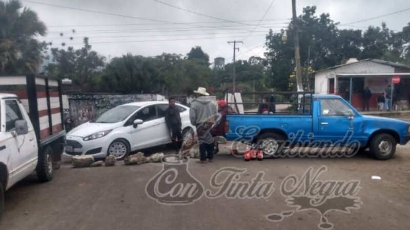 SE ESTANCAN NEGOCIACIONES EN IXHUATLÁN DEL CAFÉ