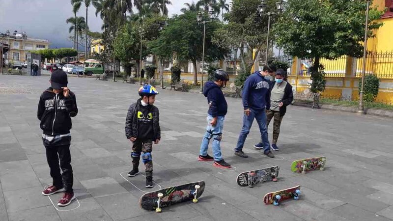 ABREN ESCUELA DE SKATE EN COSCOMATEPEC