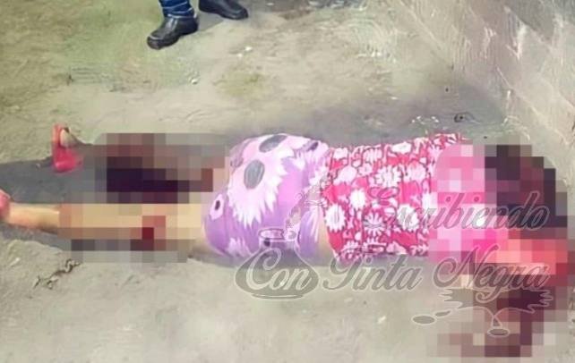 ASESINA A SU MUJER A MACHETAZOS