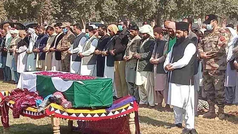 EXTREMISTAS ATACAN PUESTO DE SEGURIDAD; HAY 11 MUERTOS