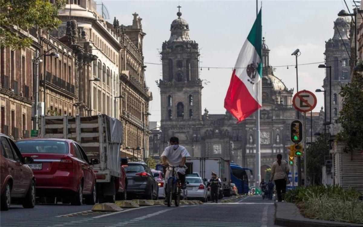 MÉXICO SE ENCUENTRA EN FASE DE DESCENSO DE CUARTA OLA DE COVID