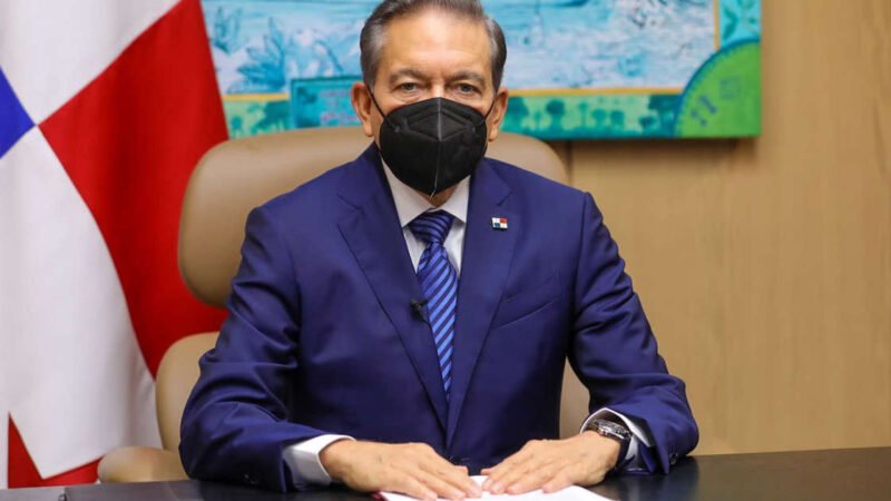 PRESIDENTE DE PANAMÁ EXIGE RESPETO A AMLO TRAS RECHAZO DE PEDRO SALMERÓN COMO EMBAJADOR