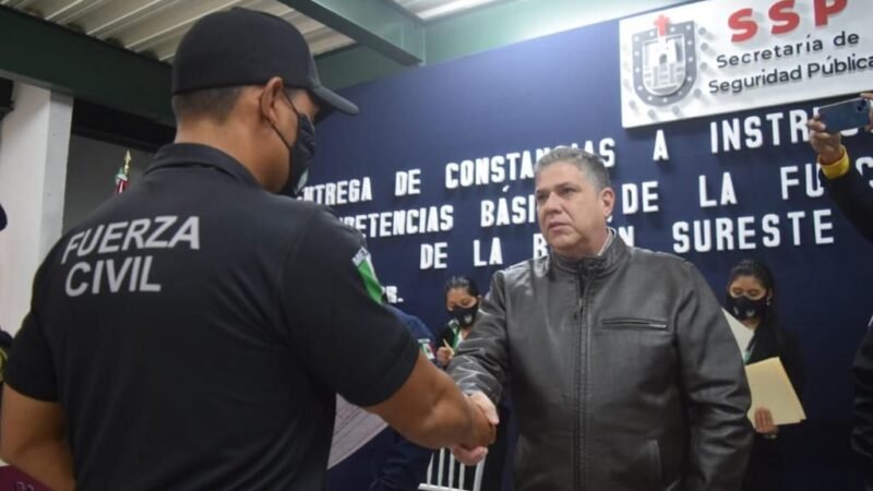ENTREGA SSP CONSTANCIAS Y RECONOCIMIENTOS A POLICÍAS ESTATALES