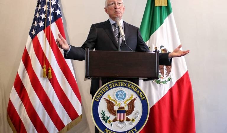 POR DEFENDER CAMBIOS EN REFORMA ENERGÉTICA, PIDEN A BIDEN DESPEDIR AL EMBAJADOR SALAZAR