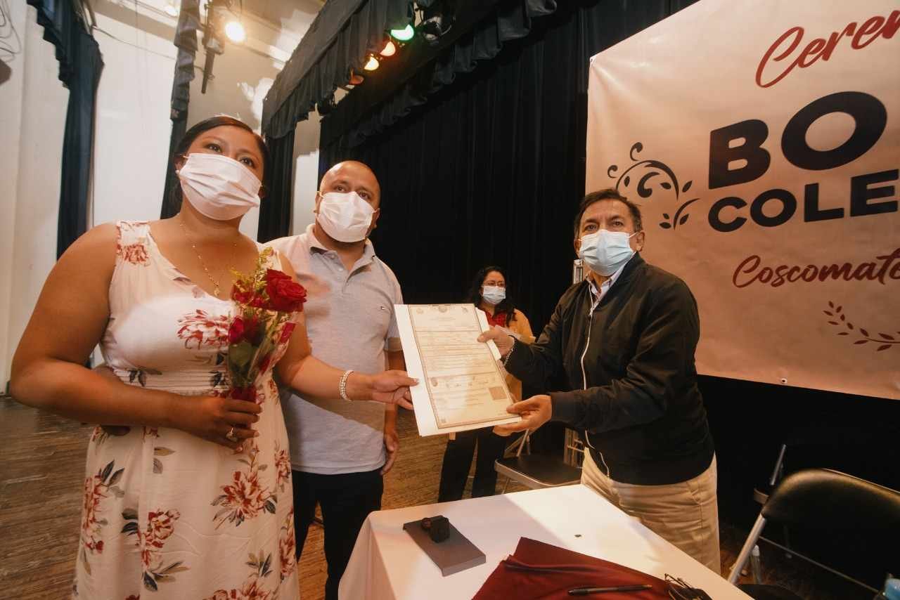 EN COSCOMATEPEC UNEN A 41 PAREJAS EN MATRIMONIO