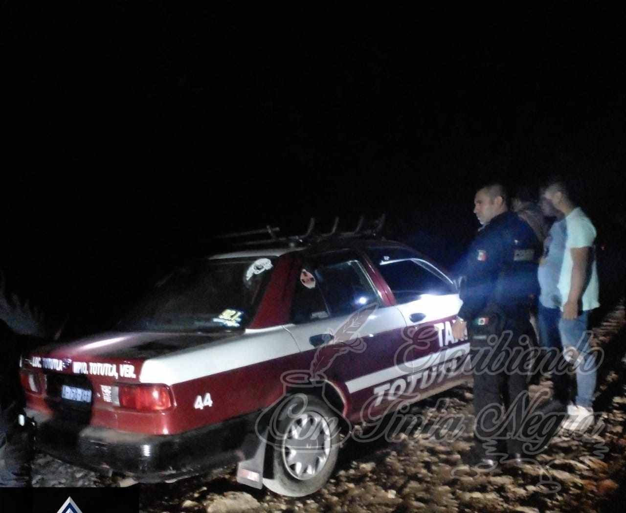 ROBAN TAXI A MANO ARMADA; LO RECUPERA LA POLICÍA