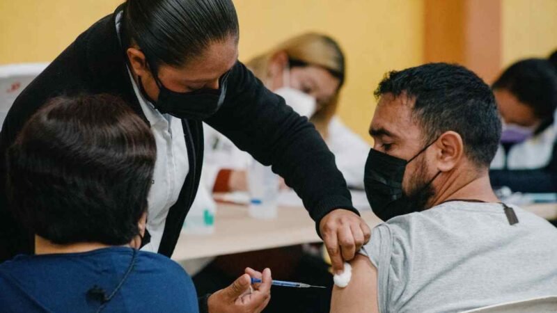 FINALIZA EN COSCOMATEPEC JORNADA DE VACUNACIÓN DE 30 A 39 AÑOS