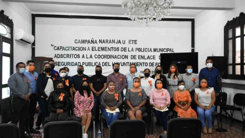 INSTRUYEN A POLICÍAS Y MUJERES SOBRE ERRADICACIÓN DE LA VIOLENCIA HACIA LA MUJER