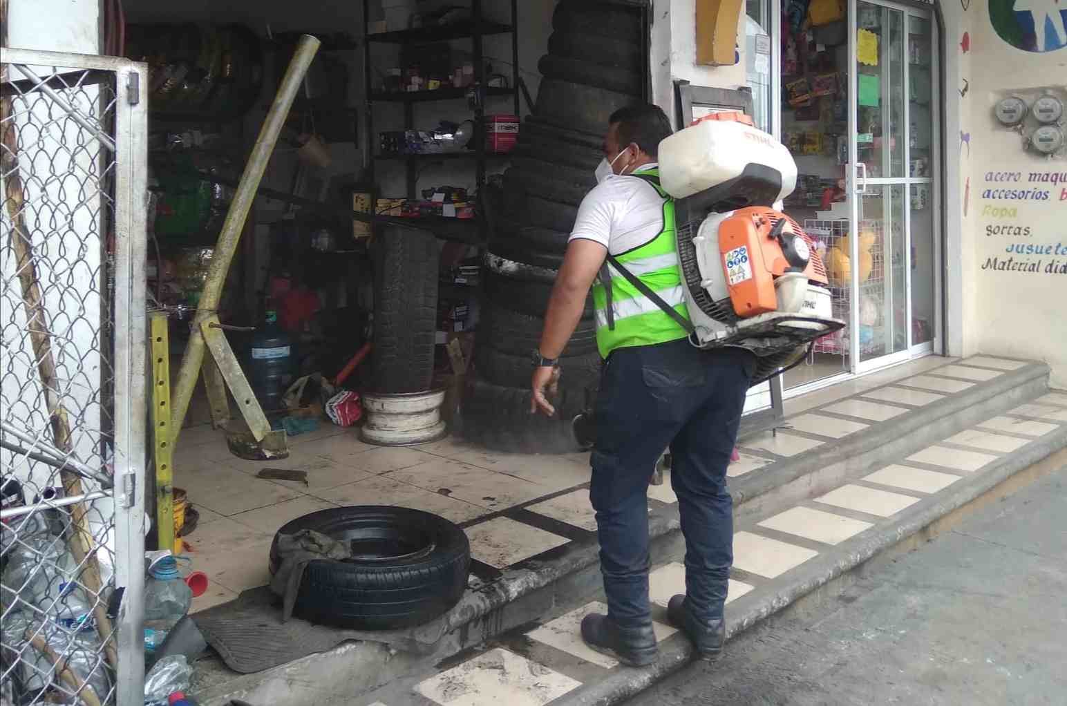 REFUERZAN MEDIDAS CONTRA EL COVID-19 EN ATOYAC