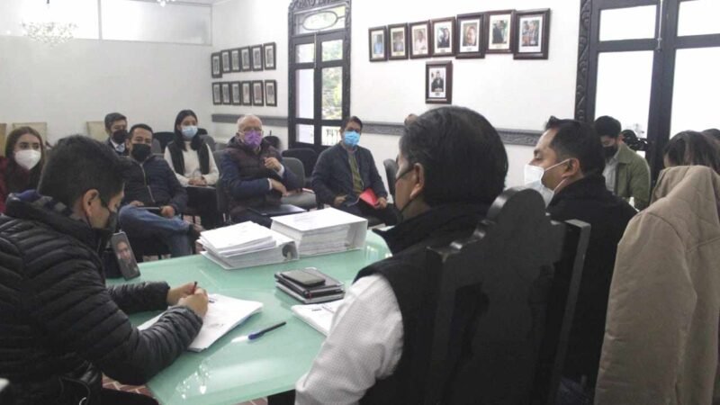 DEBERÁ EXPLICAR TOÑO MANZUR OBRAS INFLADAS Y “DESAPARICIÓN” DE EQUIPO Y MOBILIARIO