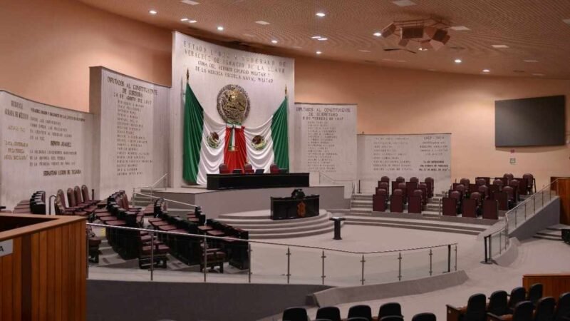 NOMBRAN A REPRESENTANTES DEL CONGRESO ANTE JUNTAS MUNICIPALES ELECTORALES