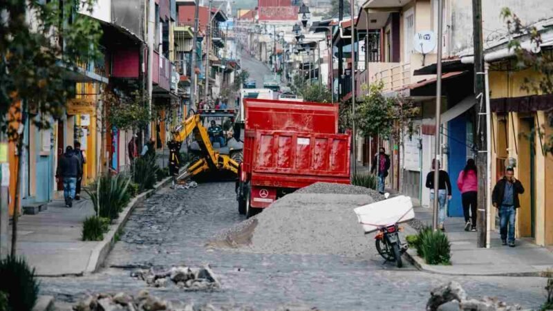 INICIAN REPARACIÓN DE LA AVENIDA NICOLÁS BRAVO