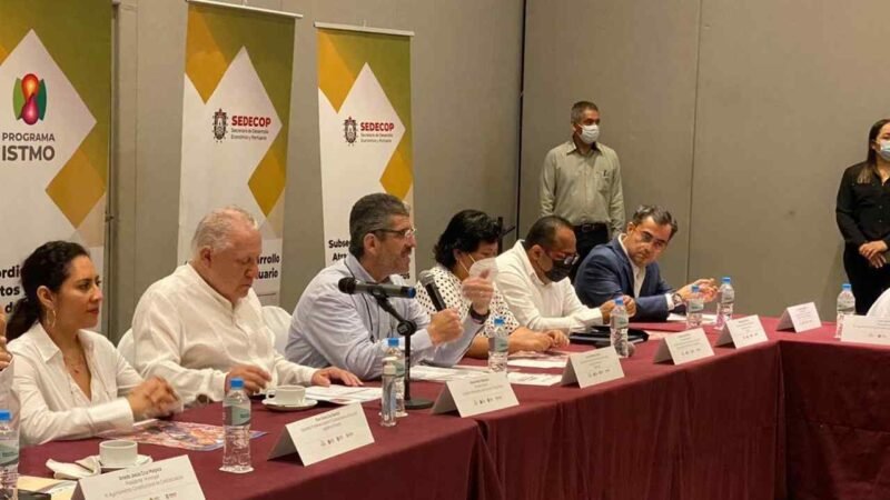 SE REÚNE COMISIÓN CON MUNICIPIOS INVOLUCRADOS EN EL CORREDOR INTEROCEÁNICO