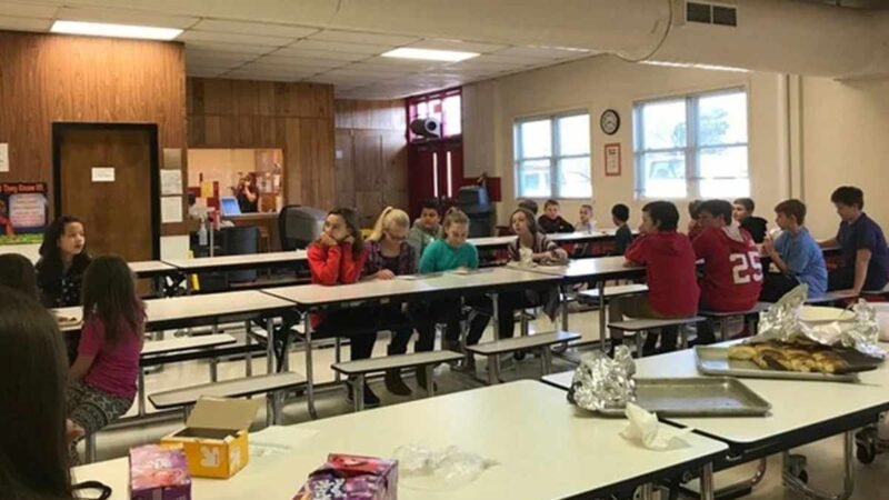  “SUBASTAS DE ESCLAVOS AFROAMERICANOS” LA NUEVA MODA EN ESCUELAS DE EU