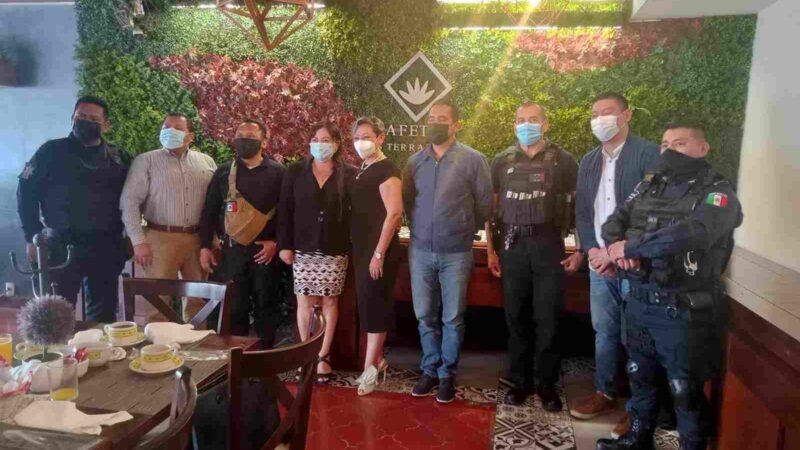 SE REUNEN COMANDANTES CON DIPUTADA FEDERAL