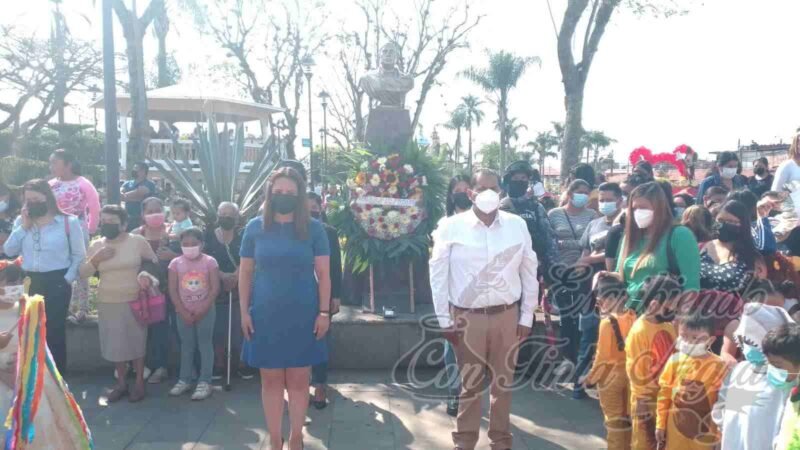 CONMEMORAN NATALICIO DE BENITO JUÁREZ