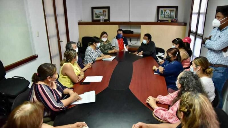 RECIBE ALCALDE COLONOS DE ANTORCHA CAMPESINA