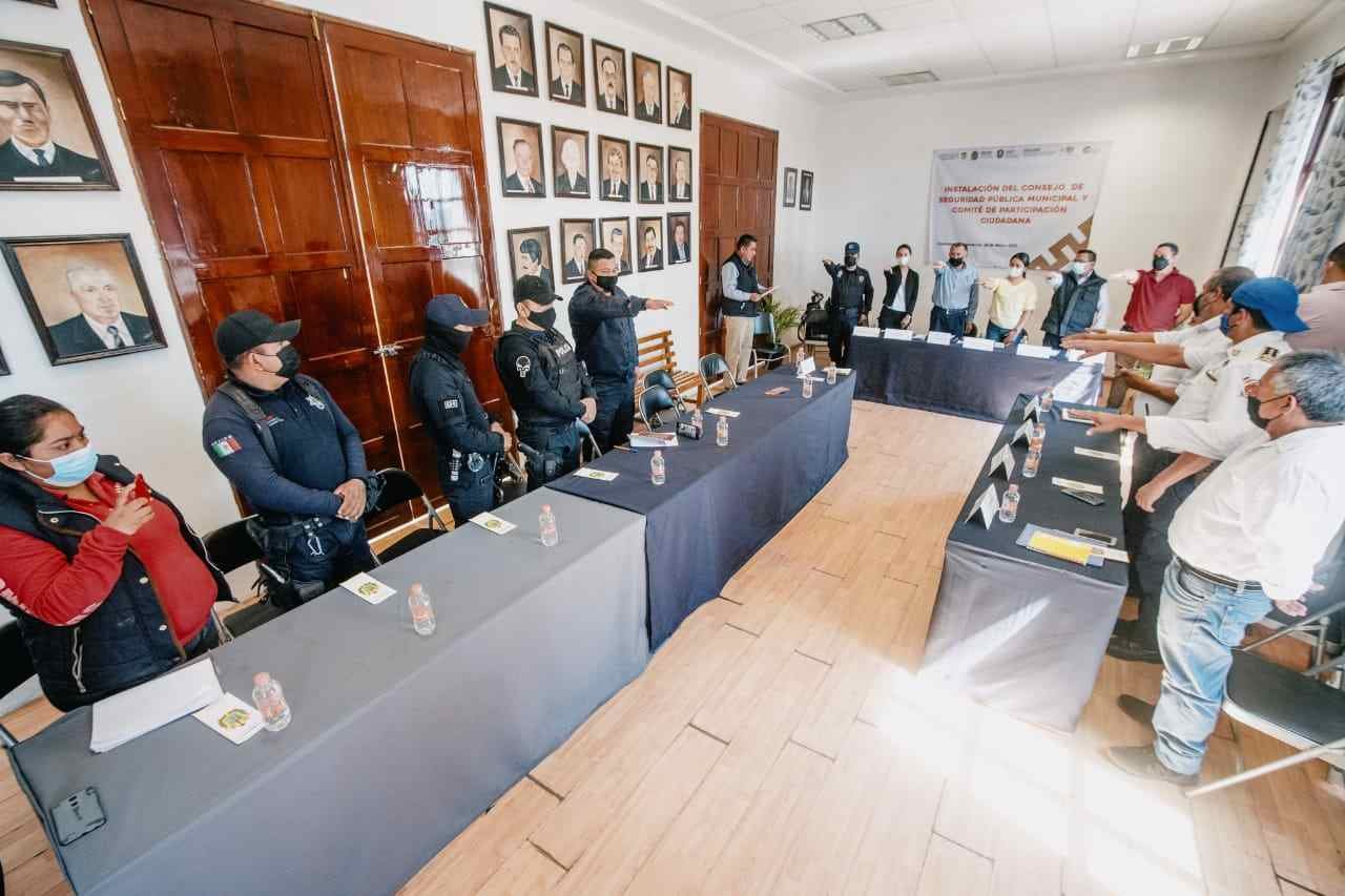 CONFORMAN CONSEJO DE SEGURIDAD PÚBLICA EN COSCOMATEPEC