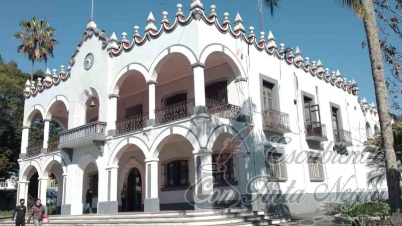 TOÑO MANZUR DEJÓ ENDEUDADO A FORTÍN