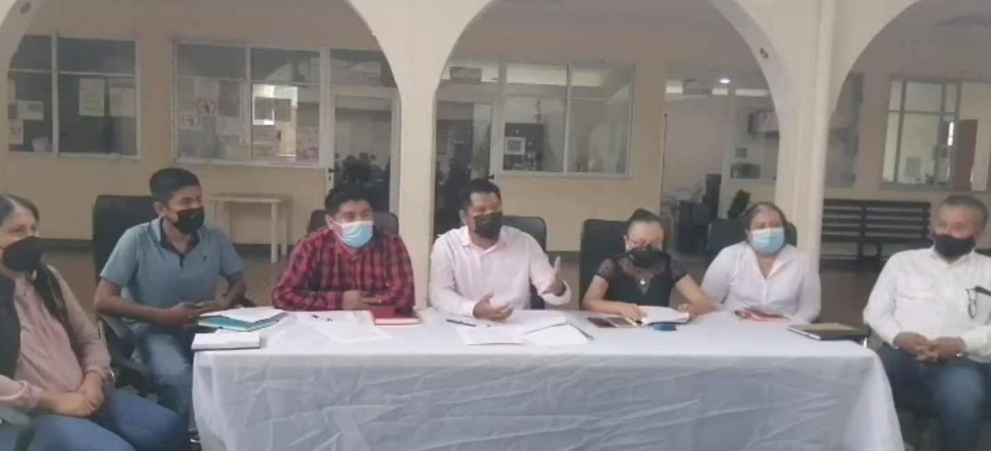 PROPONEN REDUCIR NÚMERO DE REGIDORES EN ATOYAC