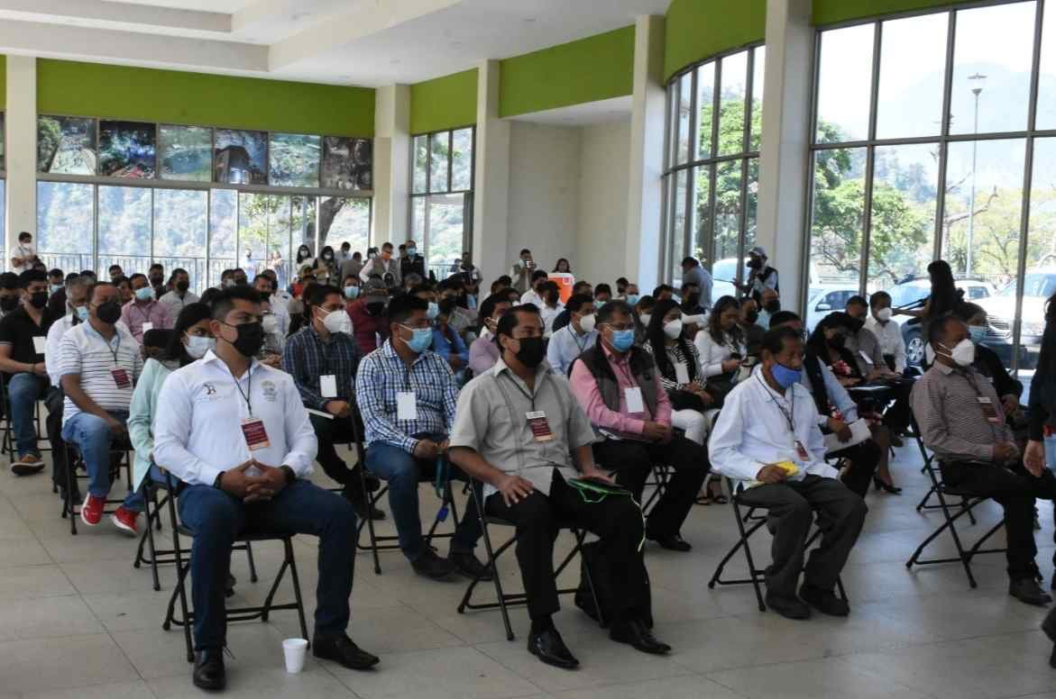 PARTICIPA ALCALDE DE FORTÍN EN CAPACITACIÓN DE FAIS