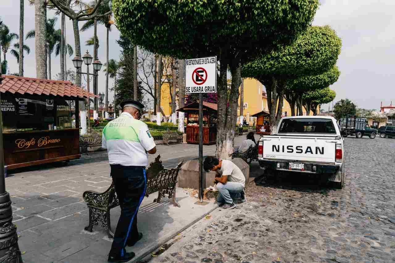 CANCELAN ZONA DE ESTACIONAMIENTO SOBRE AVENIDA BRAVO Y JUÁREZ