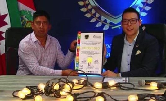HABRÁ BECAS PROFESIONALES PARA ESTUDIANTES DE ALPATLÁHUAC