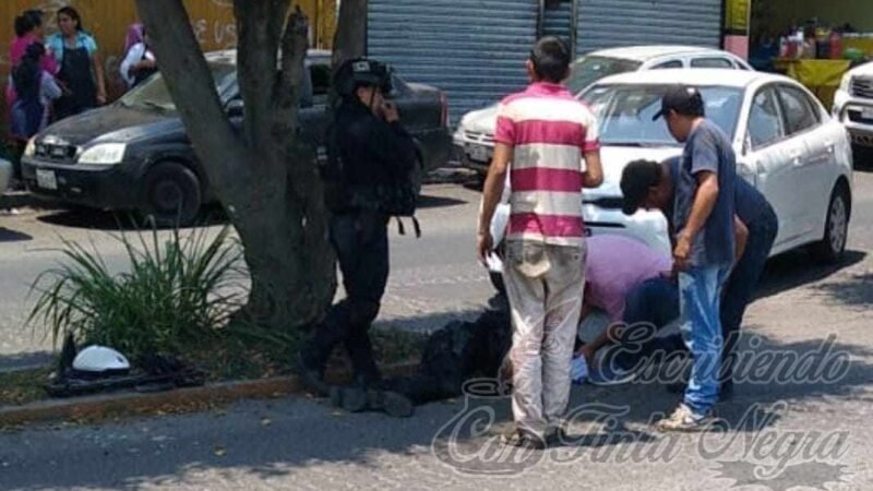 MUERE MOTO PATRULLERO TRAS CHOQUE