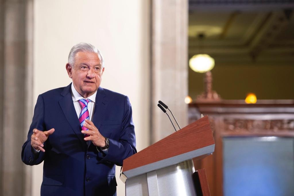AMLO ACUSA A EU DE HACER CABILDEO CON OPOSITORES POR REFORMA ELÉCTRICA