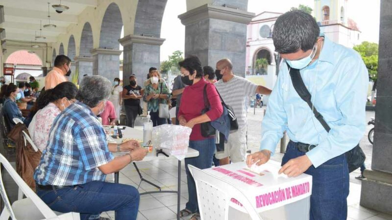 VERACRUZ NO LE FALLÓ AL PRESIDENTE; ARRASADOR TRIUNFO: GÓMEZ CAZARÍN