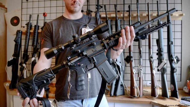 EU ELEVA EL CONTROL DE ARMAS AL INCLUIR LAS DE FABRICACIÓN CASERA