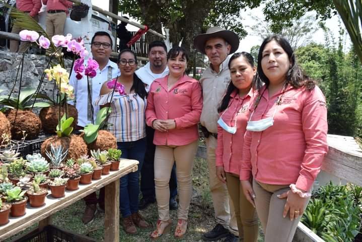 DARÁ ALCALDESA DE IXHUATLÁN DEL CAFÉ IMPULSO AL CAMPO