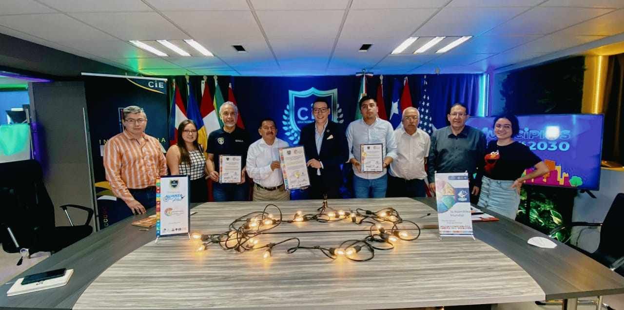 FIRMA COSCOMATEPEC CONVENIO EDUCATIVO